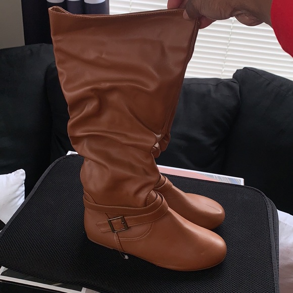 2 for 1 leather boots sz 6(NEW) - Picture 3 of 5